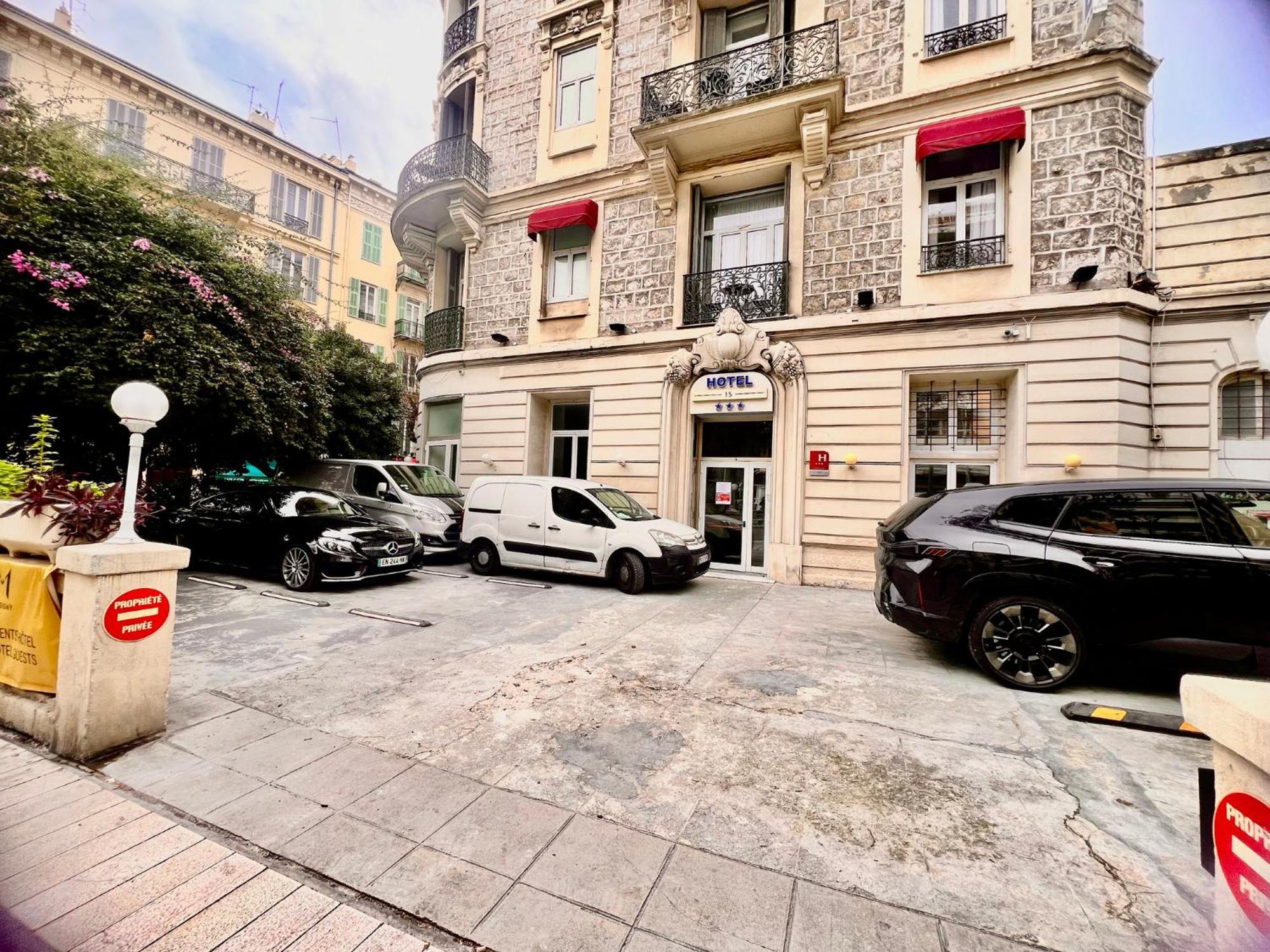 Liberation Center - Private Balcony - 24&7 Reception - Luggage Storage Aparthotel Nice Exterior photo